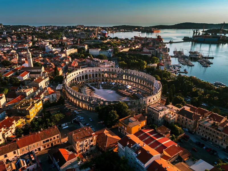 Pula, Amphitheater