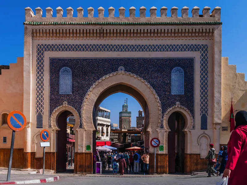 Fès